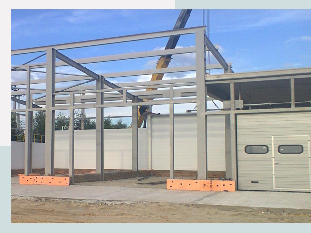 Строительство автосервисов от СтальСтрой-Грд по цене 607 руб.